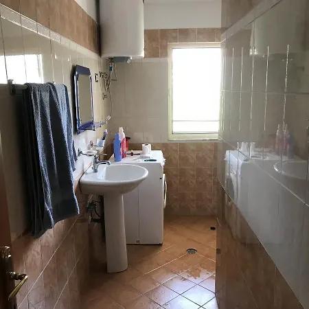 Himara Apartment * Himare