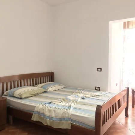 Himara Apartment * Himare
