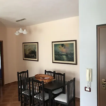 Himara Apartment 아파트