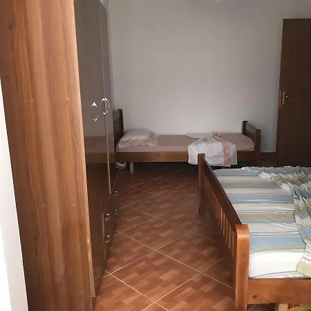 Himara Apartment 아파트