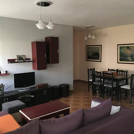 Himara Apartment Himarë